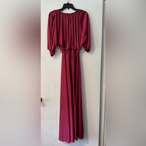 Elegant Burgundy Maxi Dress